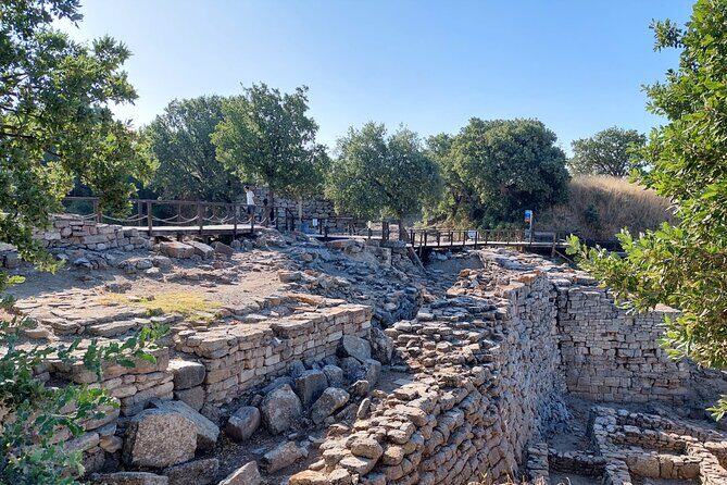 Homer's Legend: Troy Day Trip from Istanbul with Private Guide - Stop 3: Canakkale Truva Heykeli for the Trojan Horse photos