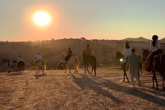 Horse Riding in Cappadocia - How the Ride Actually Feels: Timing, Breaks, and Photo Help