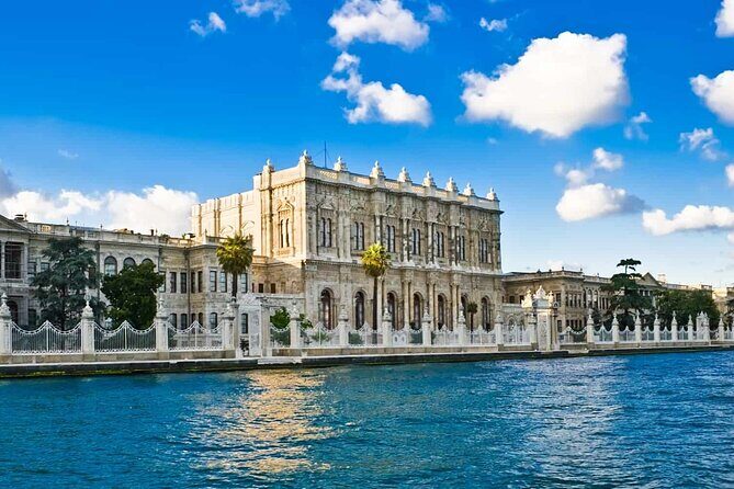 Imperial Splendor: Dolmabahce Palace & Bosphorus Yacht Cruise - Bosphorus cruise from the water: why this combo feels so satisfying