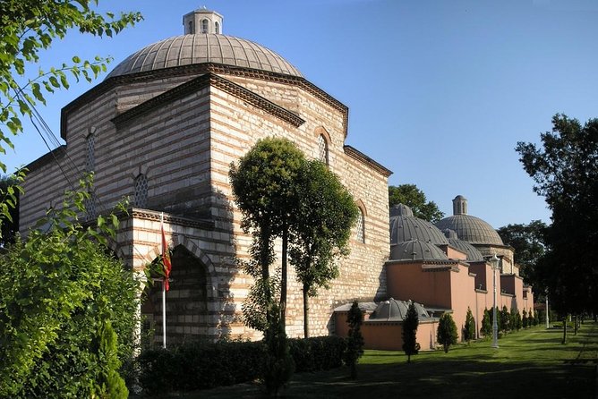 Istanbul 1 Day Tour | Best of Istanbul | Blue Mosque, Hagia Sophia and Topkapi - Caferaga Medresesi and Soğukçeşme Sokağı: the “between” places