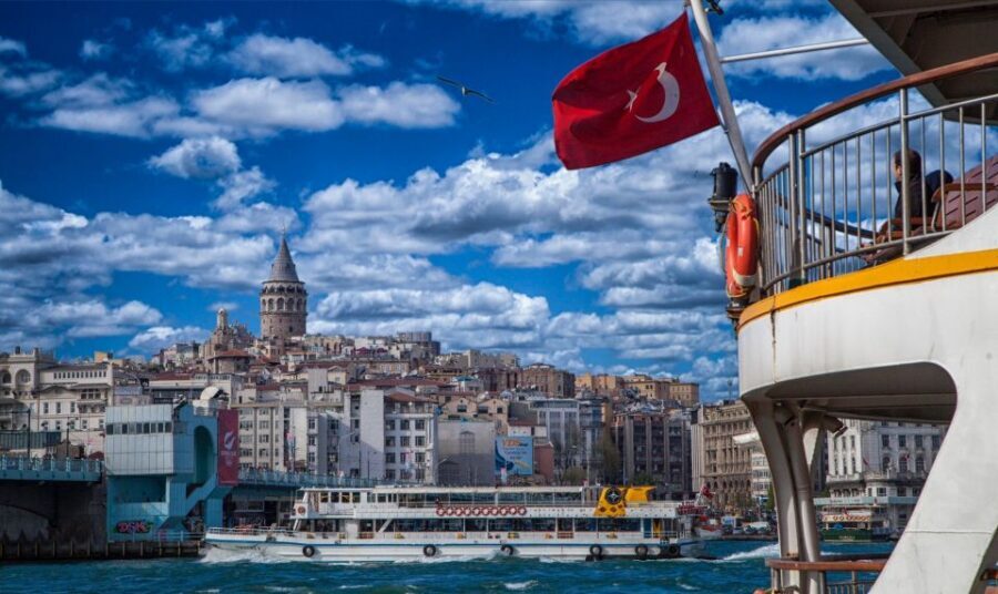 Istanbul: 3-Day Tours & Transfer Package - Bosphorus Dinner Cruise at 7:30 PM: 4 Courses, Music, and Belly Dance