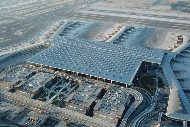 Istanbul Airport Private Transfer - What About the Airport Chaos? How to Avoid the Stress Spiral