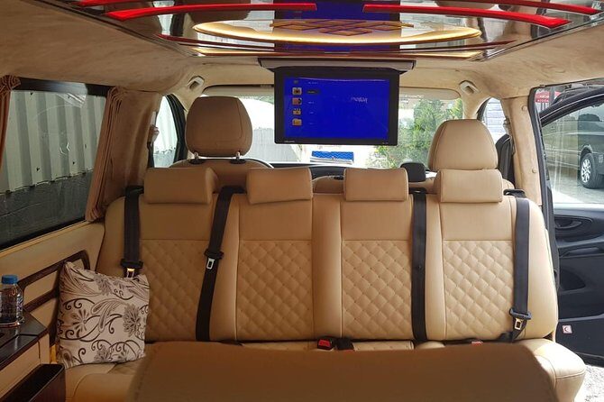 Istanbul Airport Transfer - Round Trip - Communication style: why it can feel easy or frustrating