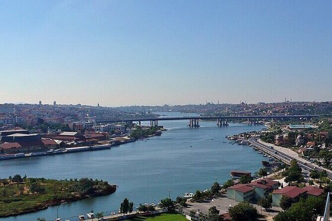 Istanbul Asia and Europe Tour By Bus And Bosphorus Cruise - Eyüp Sultan Mosque and lunch: a calm, meaningful pause