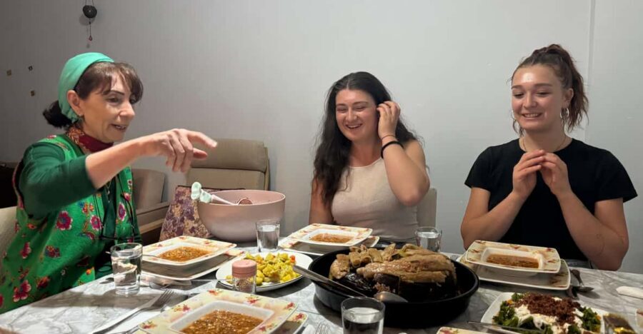 Istanbul Authentic Turkish Family Dinner with Eastern Family - Why This Istanbul Dinner Feels Like Visiting Old Friends