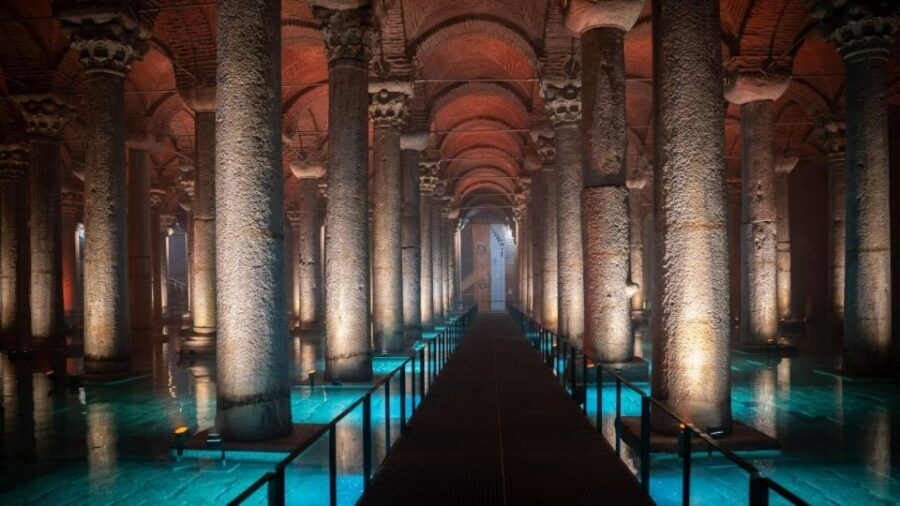 Istanbul: Basilica Cistern Skip-the-line Entry & Guided Tour - Key highlights you’ll feel right away