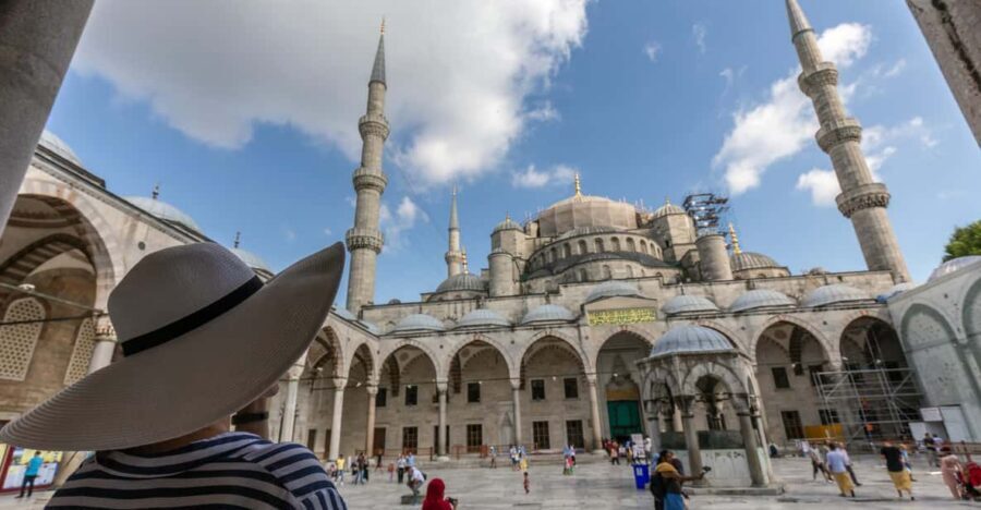 Istanbul: Bespoke Tour with Guide and Skip-the-Line Entries - Topkapi Palace in 2.5 hours: how to see Ottoman power without feeling lost