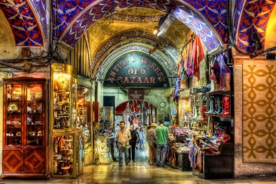 istanbul best off full day private tour - The walk from Topkapi to Hagia Sophia: cobblestones, old houses, and a big shift in time