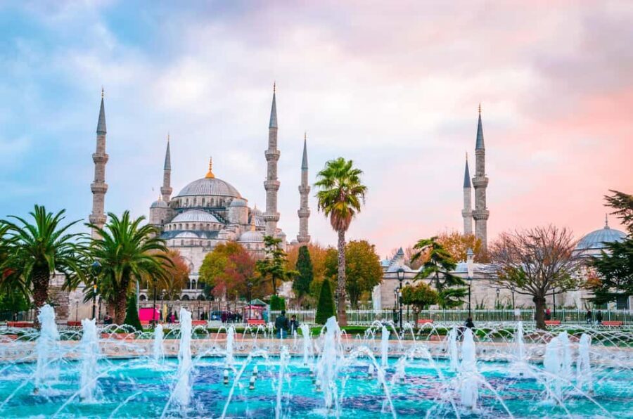 Istanbul: Blue Mosque and Hagia Sophia Tour w/Entry Tickets - Starting in Sultanahmet: Alman Çeşmesi to a Guided Game Plan