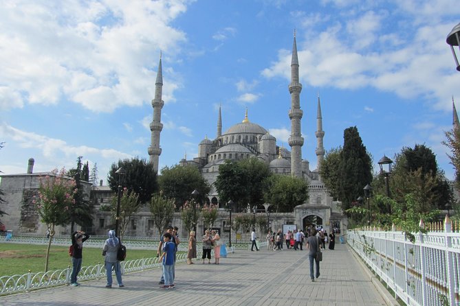 Istanbul: Blue Mosque & Hagia Sophia Small-Group Tour with ticket - The Hippodrome stop: obelisks, viewpoints, and short breaks that help