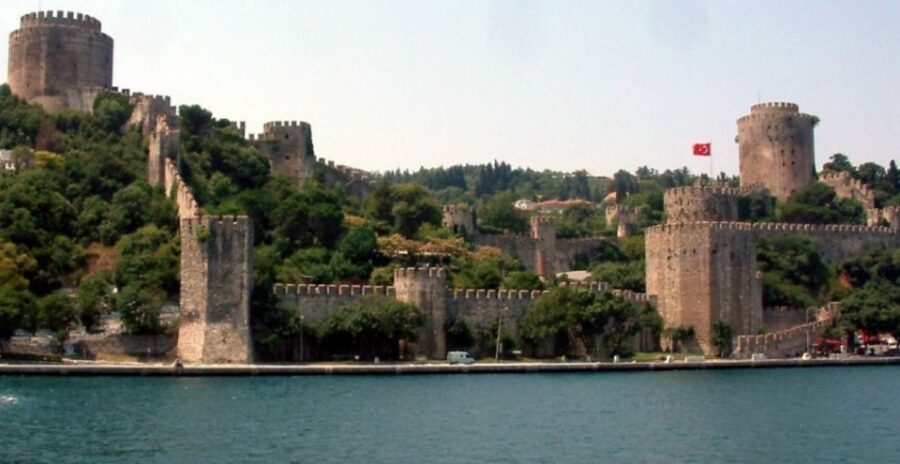 Istanbul: Bosphorus And Golden Horn Morning or Sunset Cruise - Should you book this Bosphorus and Golden Horn cruise?