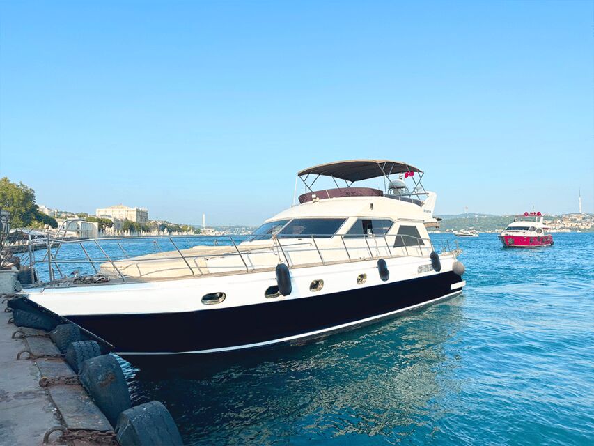 Istanbul: Bosphorus and Golden Horn Sunset Yacht Cruise - Maiden’s Tower and Topkapı Sights: Golden Hour Hits Hard Here