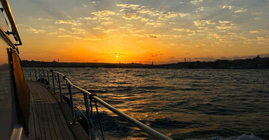 Istanbul: Bosphorus and Golden Horn Sunset Yacht Cruise - Price and What You Get for $39: Better Value Than It Looks