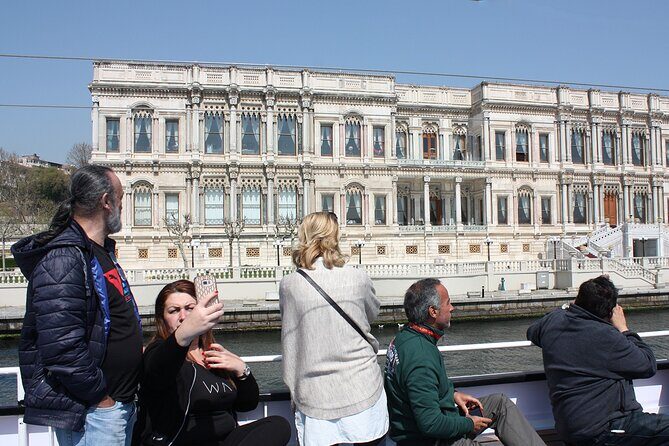 Istanbul Bosphorus Boat Tour and Golden Horn Cruise Day or Sunset - Who this tour suits best