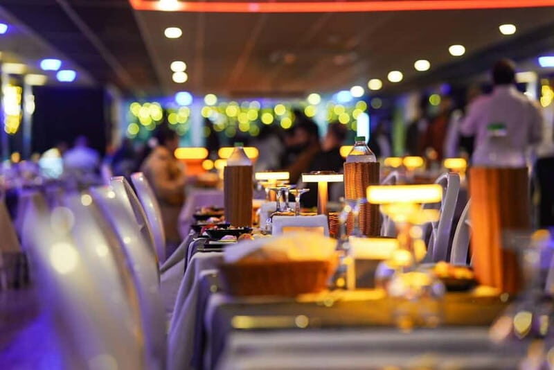 Istanbul: Bosphorus Cruise Dinner, Show & Alcoholic Drinks - What the 4–4.5 hour Bosphorus cruise feels like at night