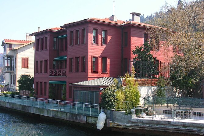 Istanbul: Bosphorus Cruise Tour - Photos, timing, and what to wear for the water