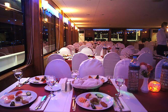 Istanbul Bosphorus Cruise with Dinner and Entertainment - A Bosphorus Dinner Cruise That Shows Off Istanbul’s Split Personality