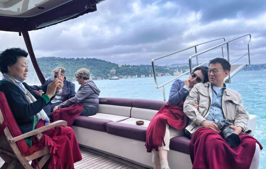 Istanbul: Bosphorus Cruise with Stopover on the Asian Side - Beylerbeyi Palace, Üsküdar, and Maiden’s Tower: Your Best “Set Piece” Views