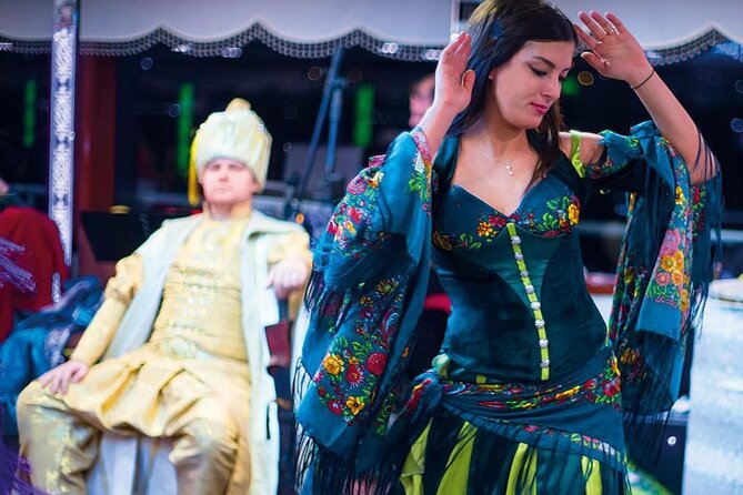Istanbul Bosphorus Dinner Cruise and Turkish Night Show - Bosphorus Night Views: What the Cruise Timing Really Gives You
