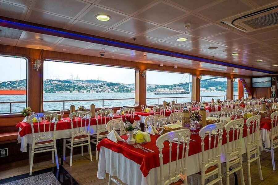 Istanbul Bosphorus Dinner Cruise &Entertainment hotel pickup - Should You Book This Bosphorus Cruise?