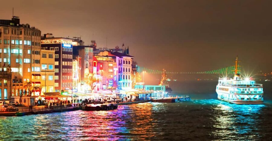 Istanbul: Bosphorus Dinner Cruise Incl. Drinks with Transfer - Key highlights at a glance