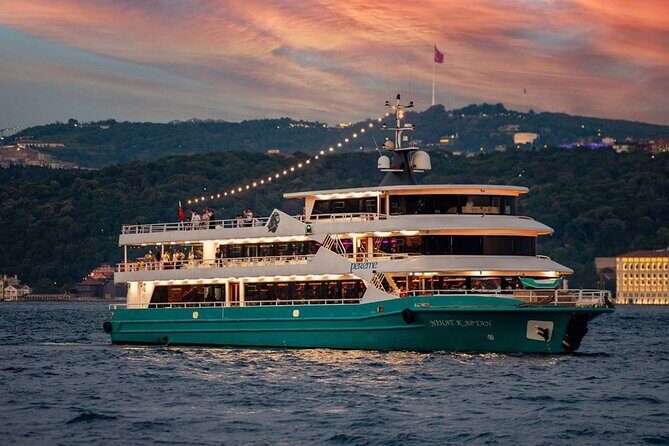 İstanbul Bosphorus Dinner Cruise with Traditional Turkish Show - The Bosphorus Cruise at Night: Where the Time Matters