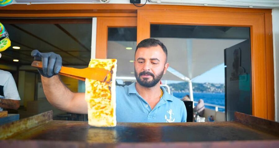 Istanbul: Bosphorus & Golden Horn Cruise Daytime or Sunset - Golden Horn to Bosphorus: what you’re really buying for $9