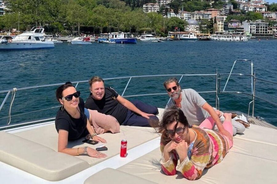 Istanbul: Bosphorus Morning or Sunset Yacht Tour with Snacks - Who should book this Bosphorus morning or sunset tour