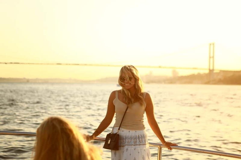 Istanbul: Bosphorus Private Guided Yacht Cruise with Snacks - Dolmabahçe and Çırağan Palaces: The Waterfront Heavy Hitters