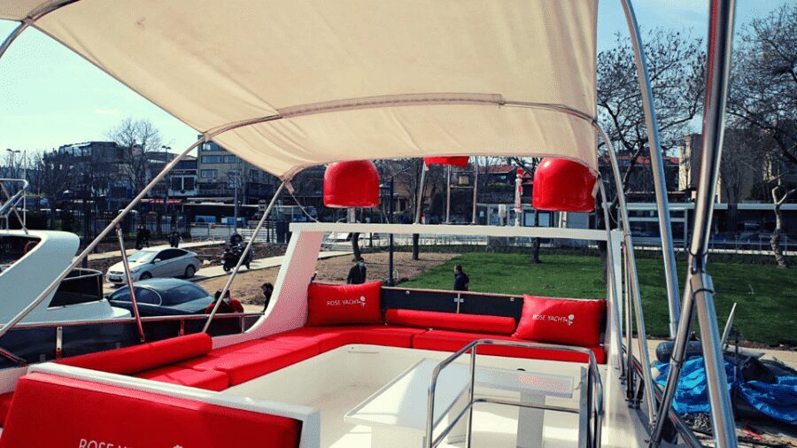 İstanbul: Bosphorus Private Yacht Cruise with Tea and Coffee - FAQ