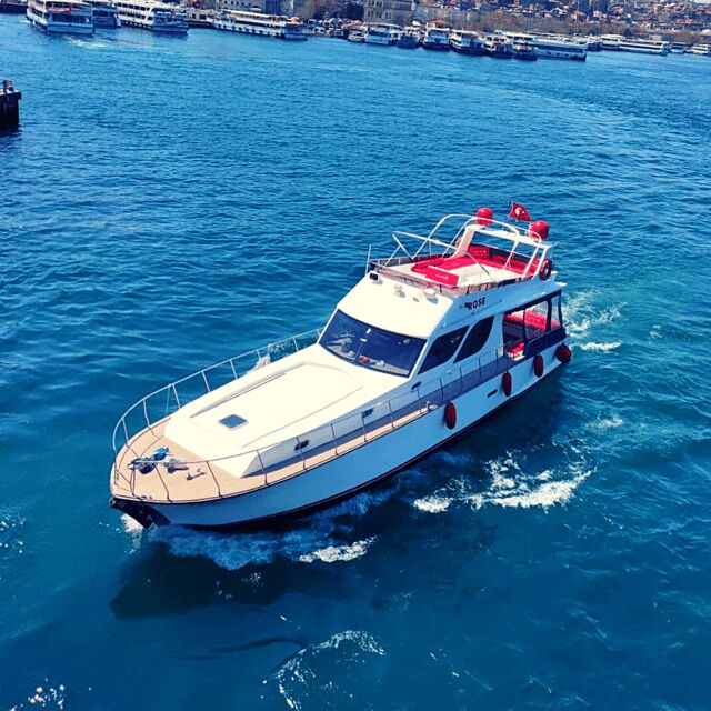 İstanbul: Bosphorus Private Yacht Cruise with Tea and Coffee - Should you book this Bosphorus private yacht cruise?