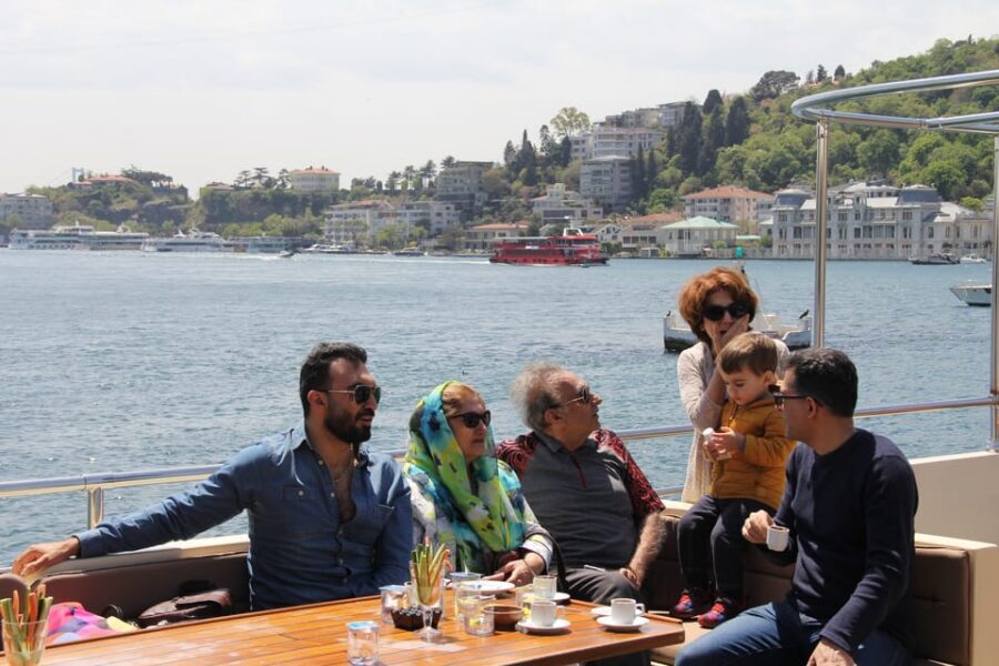 Istanbul: Bosphorus Strait and Black Sea Lunch Cruise - Key things to know before you go