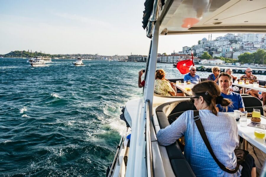 Istanbul: Bosphorus Sunset Cruise on a Luxury Yacht - How this Bosphorus sunset cruise really feels in 2 hours
