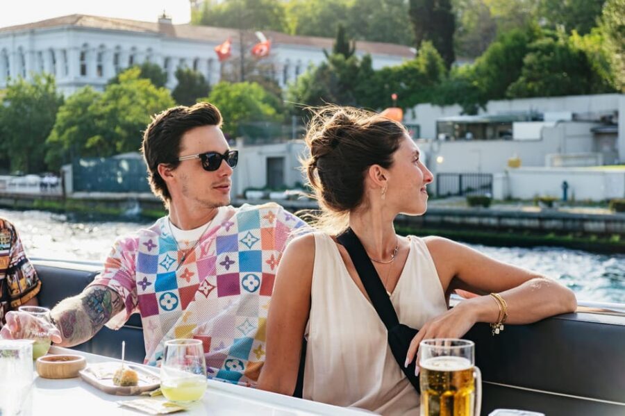 Istanbul: Bosphorus Sunset Cruise on a Luxury Yacht - Rumeli Fortress through Anadolu Hisari: the stretch that keeps pulling your eyes