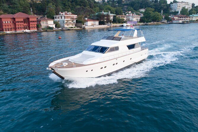 Istanbul Bosphorus Sunset Cruise on the Luxury Yacht - Price, drinks, and the snack spread that makes this worth it