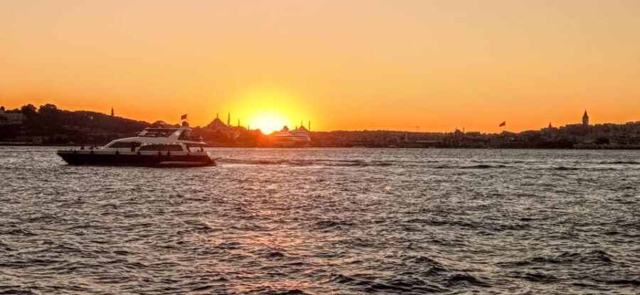 Istanbul: Bosphorus Sunset Cruise with Dinner - Price and value: is $295 for 4 hours actually fair?