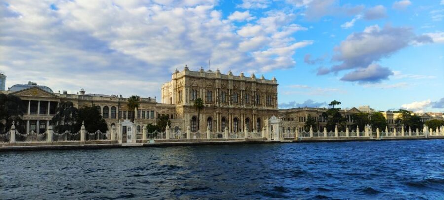 Istanbul: Bosphorus Sunset Cruise with Snacks and Wine - What you’re really buying in a 2-hour Bosphorus cruise