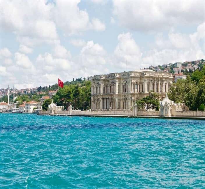 Istanbul Bosphorus Sunset Guided Cruise Tour - Crossing Asia and Europe on the water (and why it’s worth paying for)