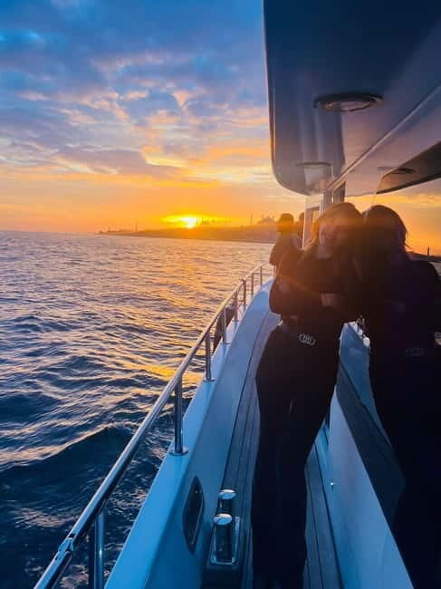 Istanbul: Bosphorus Sunset or Night Yacht Cruise & Transfers - What You’ll See Along the Strait: Europe and Asia in Motion