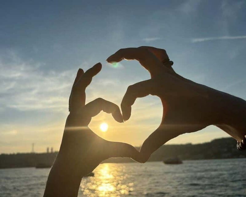 Istanbul: Bosphorus Sunset or Night Yacht Cruise & Transfers - Price and Value: Why Around $34 Can Make Sense