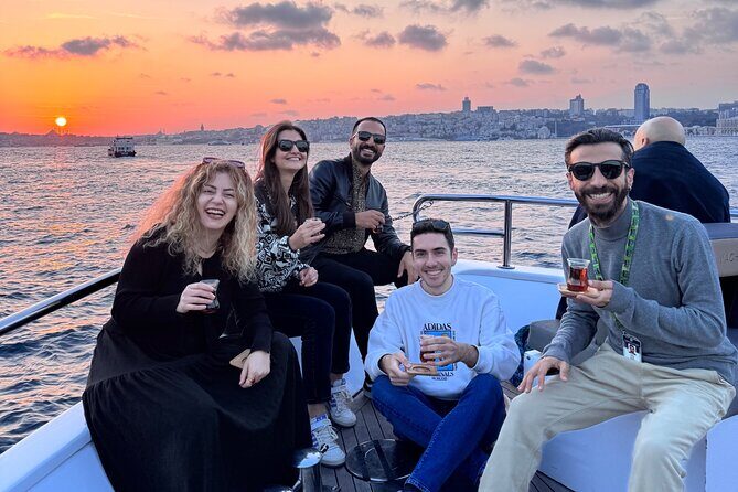 Istanbul Bosphorus Sunset Yacht Cruise - Key highlights at a glance