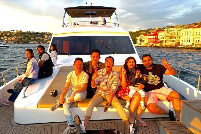 Istanbul Bosphorus Sunset Yacht Cruise With Live Guide And Snacks - The yacht, food, and included drinks: what you get for your $180