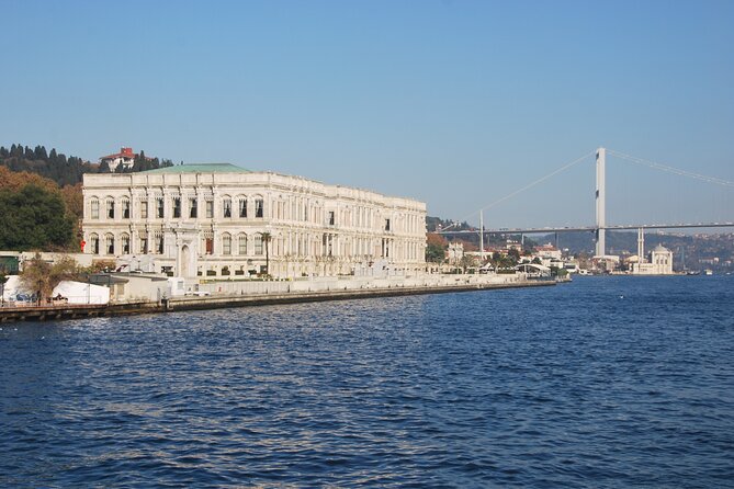 Istanbul Bosphorus Tour With Whirling Dervish Show - Where you meet: Senkron Tur-Seremonî Teknesi and what to expect
