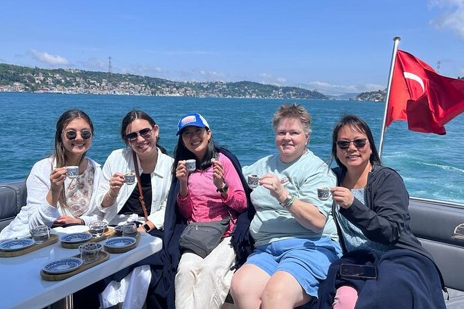 Istanbul Bosphorus Yacht Experience – Asian Side Visit in Kanlica - Kız Kulesi (Maiden’s Tower) to Haydarpaşa, Then the Golden Horn