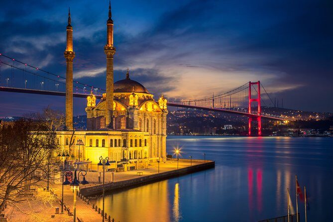Istanbul by Night: Turkish Dinner and Show - The Floorshow: Belly Dancing and Anatolian Folklore