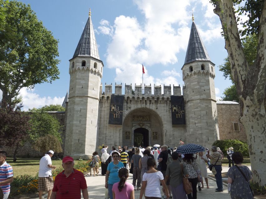 Istanbul: Byzantine and Ottoman Relics Tour with Local Guide - Istanbul Hippodrome: Why a Chariot-Race Stadium Still Matters