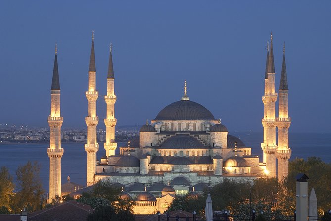 Istanbul Byzantine and Ottoman Tour: Hagia Sophia, Topkapi Palace, Blue Mosque and Grand Bazaar - Blue Mosque: Admission Included and Six-Minaret Views
