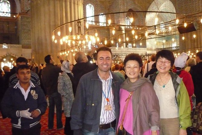 Istanbul Byzantine and Ottoman Tour: Hagia Sophia, Topkapi Palace, Blue Mosque and Grand Bazaar - Topkapi Palace: Where Ottoman Power Became a Museum