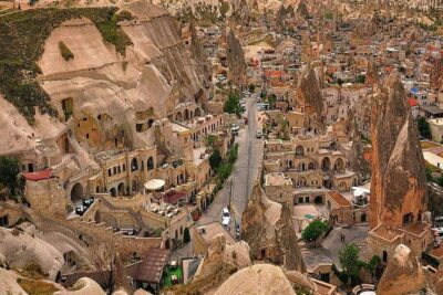 Istanbul, Cappadocia, Pamukkale and Ephesus 7 Day Package - Cappadocia: Göreme Open Air Museum plus valley walks that actually change the view