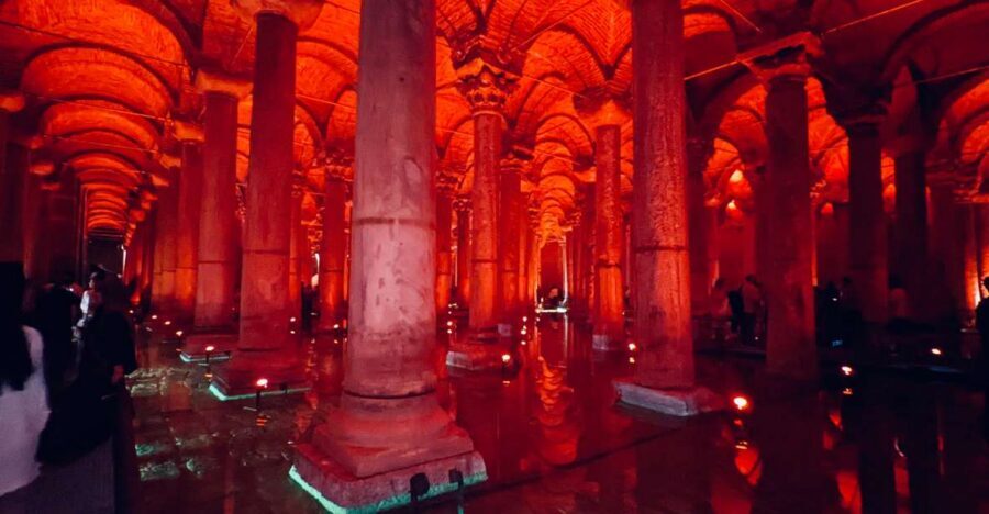 Istanbul: City Highlights Group Tour with Hagia Sophia Entry - Skip-the-line strategy: Hagia Sophia and Basilica Cistern actually matter